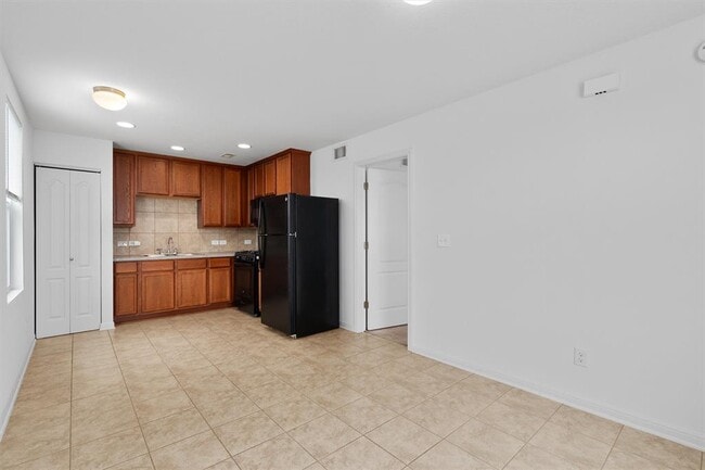 Photo - 1629 Arbor Knot Dr