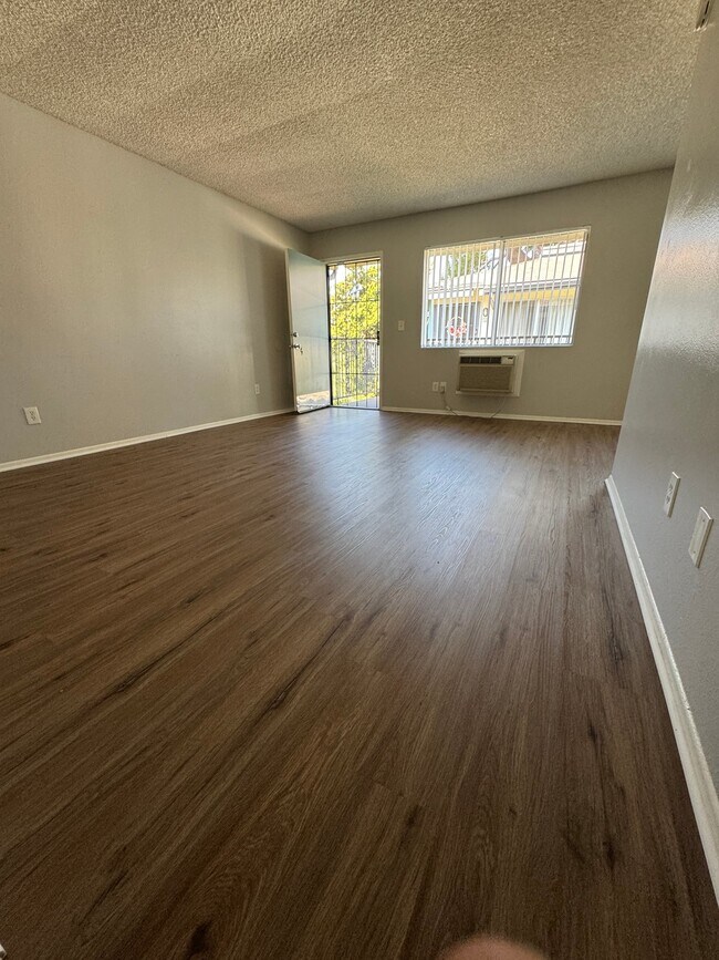 1331 W Central Ave Unit 2