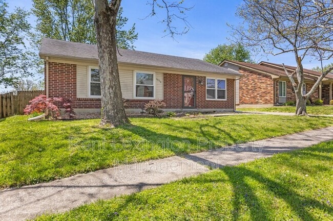 1576 Springfield Dr