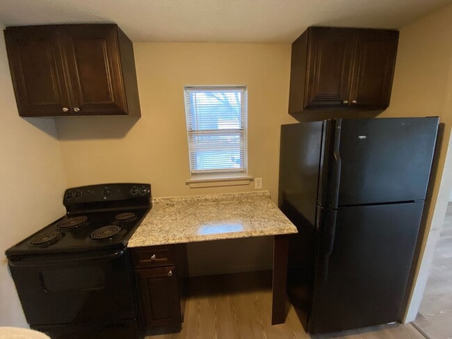 Photo - 2 Bedroom Ground Level Apartment in Columbia Unit 2908 Lawnridge Ct Apt C