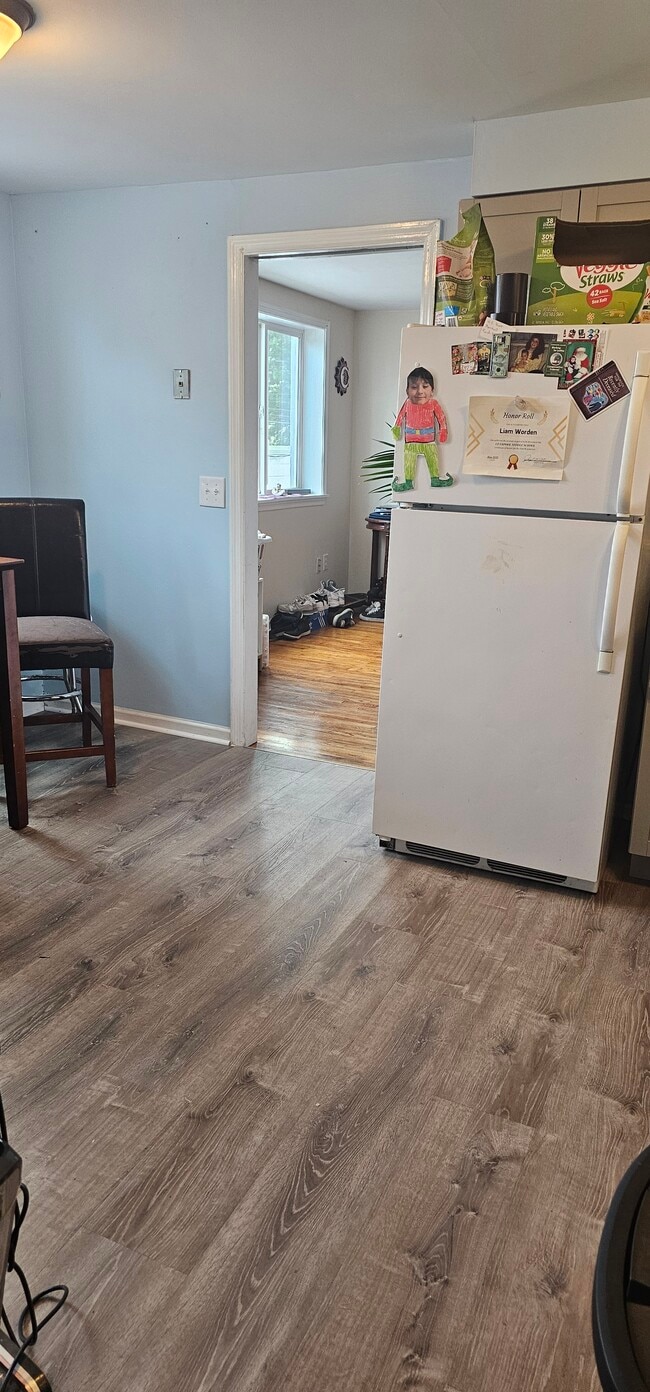 Building Photo - 312 S Main St Unit Apt #2