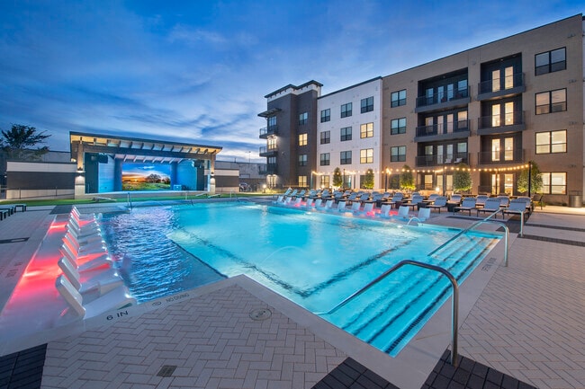 Photo - Artistry Design District