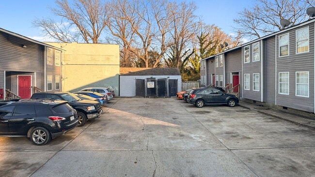 Photo - 1100 Wilson Rd