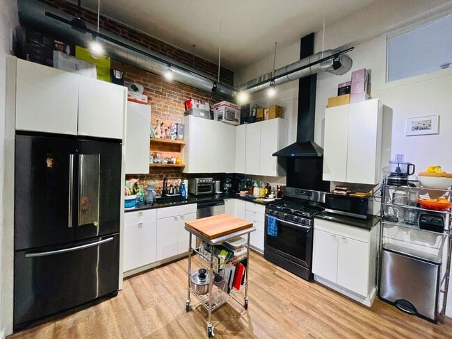 Photo - 4411 Butler St