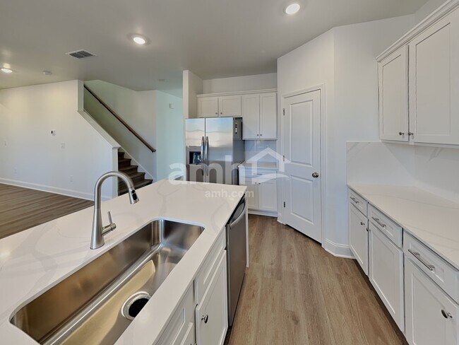 Photo - 1468 Aquamarine Dr