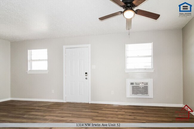 Photo - 1314 NW Irwin Ave