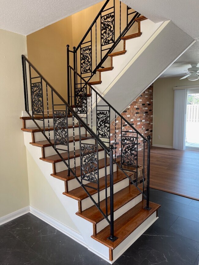 Photo - 5424 Wimbledon Ct