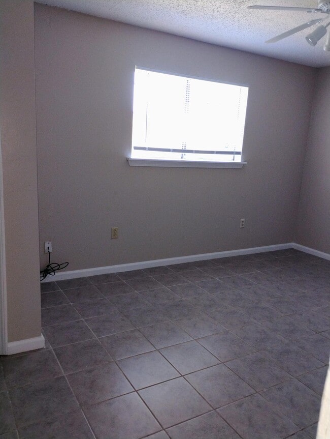 1724 Cedar Lake Dr Unit D
