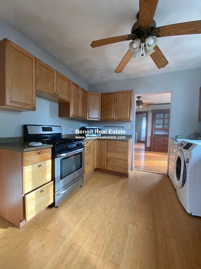 Photo - 86 Grant Ave Apartments Unit 1