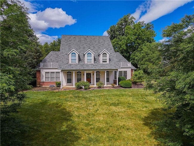 3475 Manor Rd