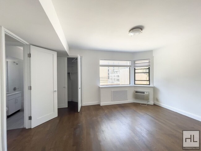 Photo - BEEKMAN PLACE Unit PHD