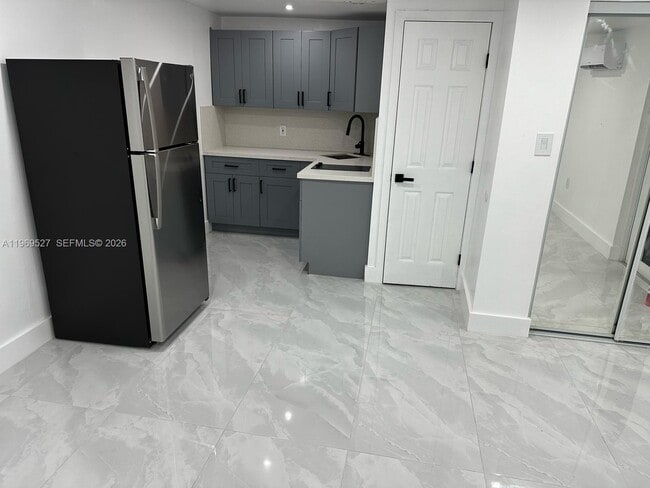 Photo - 770 SE 4th Pl Unit 770