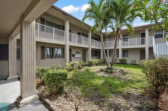 Photo - 2130 NE 42nd Ct Condo Unit 2