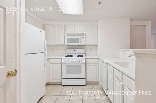 Photo - 3835 9th St N Unidad 109W