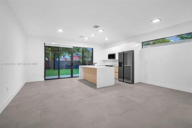 Photo - 919 NW 55th St Unit 1