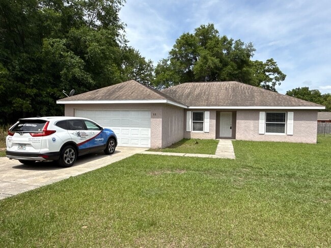 Building Photo - SILVER SPRINGS SHORES 3/2/2