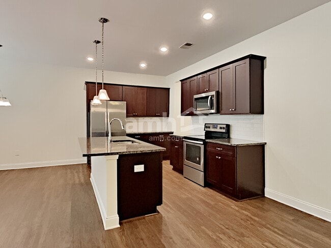 Photo - 117 Cobblestone Dr