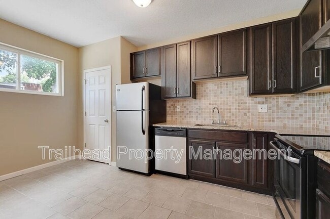 Photo - 30 Linwood Blvd