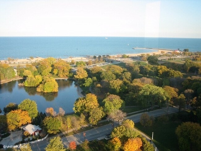 Photo - 1850 N Clark St Unit 1608