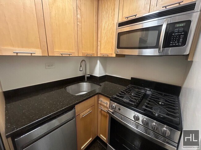 Photo - East 79th Street Unidad 9O