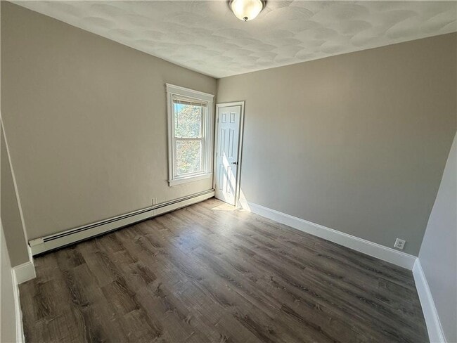 19 Marion Ave N Unit 3