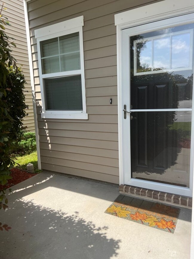 Photo - Lovely Home in Palmetto Pointe!