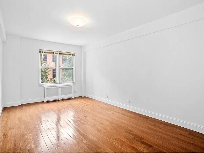 Photo - 135 Willow St Unit 203