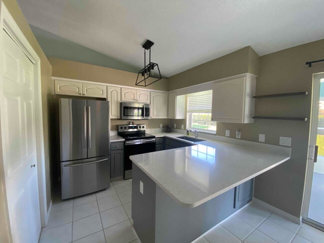 Photo - 3915 E Lake Todd Dr