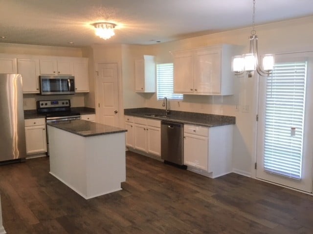 Photo - 1825 Chatfield Dr