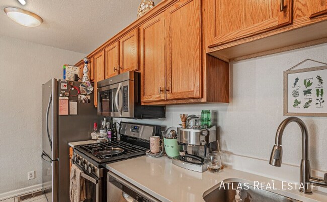 Photo - 2424 W 35th Ave