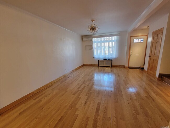 Photo - 102-14 65th Rd