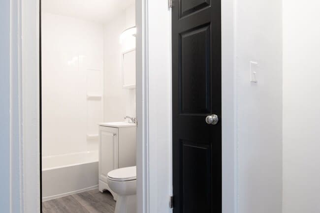 Photo - 63 Midland Heights Cir