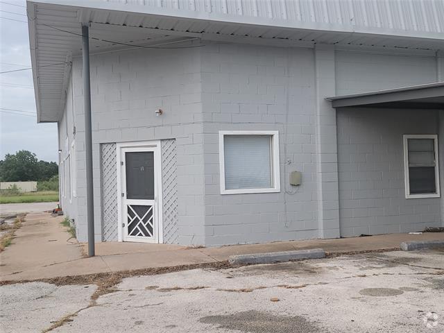 Building Photo - 402 Stephens St Rental