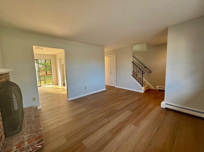 Photo - 7 Homestead Ln