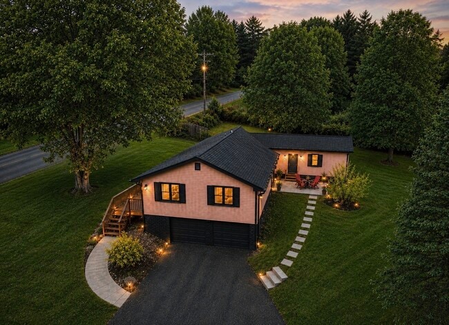 Building Photo - 38 Ferguson Rd