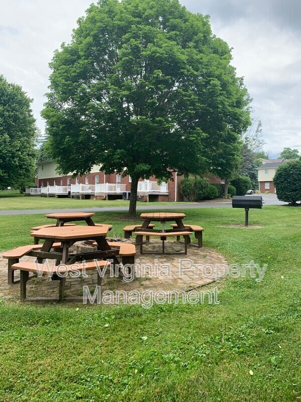 Photo - 152 Cardinal Wy Unit 30