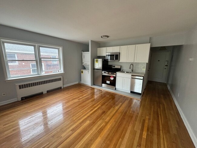 Photo - 56-Village Court Apartments, LLC