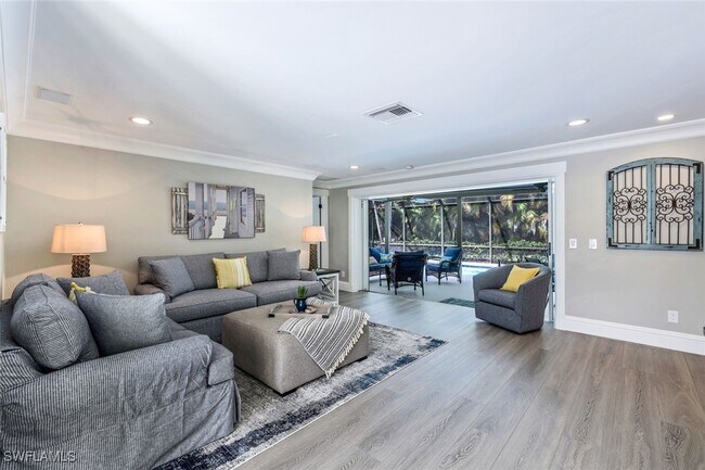 Photo - 723 Willowhead Dr