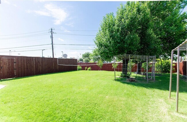 Photo - 4136 Los Altos Dr