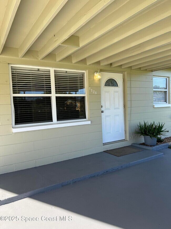 Photo - 4128 Duke St