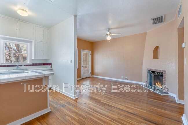 1220 N Olsen Ave