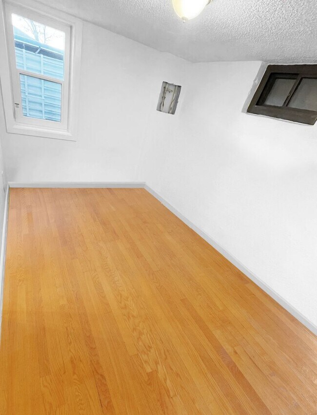 Photo - 3580 Hudson St Apartment Unit B