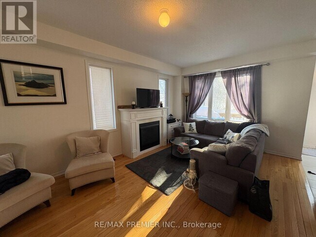 Photo - 1001 Abram Ct