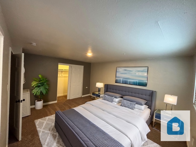 Photo - 1 Bedroom with Granite Counters and In-Unit Laundry! Unidad 413 - 5