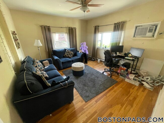 20 Main St Unit 2