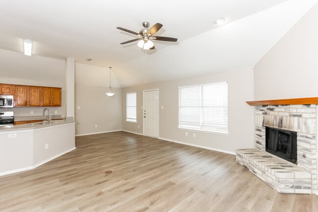 Photo - 8421 Prairie Rose Ln