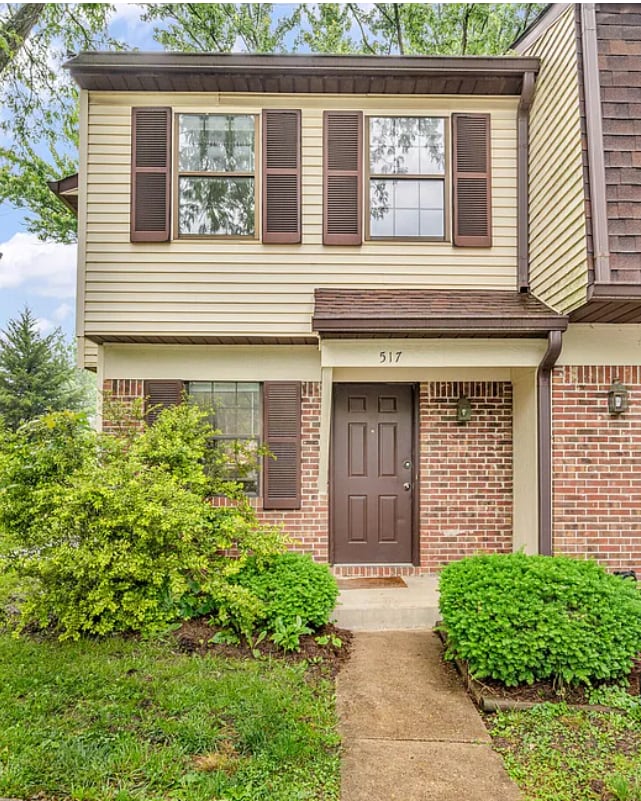 Building Photo - 517 E Graham Pl