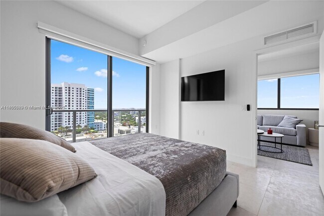 Photo - 239 SW 9th St Condo Unit 1502