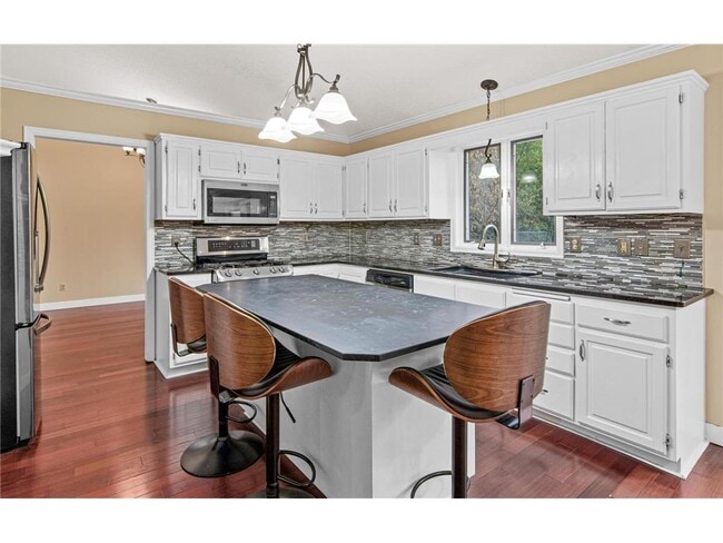 Photo - 1142 Marnie Ct