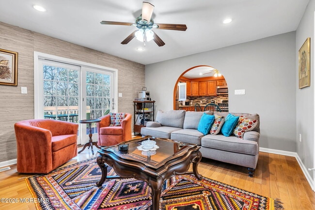 Photo - 306 Wardell Rd